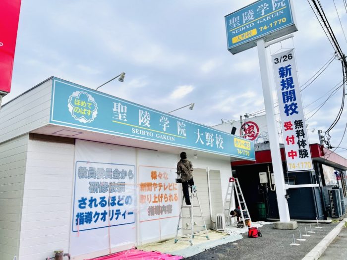 555F36A4-BDAB-4C08-9C7F-08373DD0A2F8