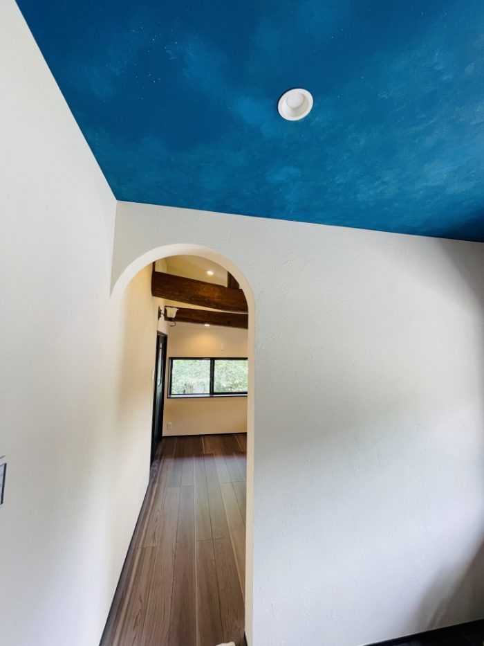 C709A21C-1BC0-45BC-AACA-29D29586C7A2