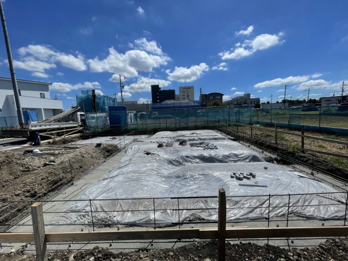 1E186F1A-C2CE-4735-B5E7-CAED16ED570F