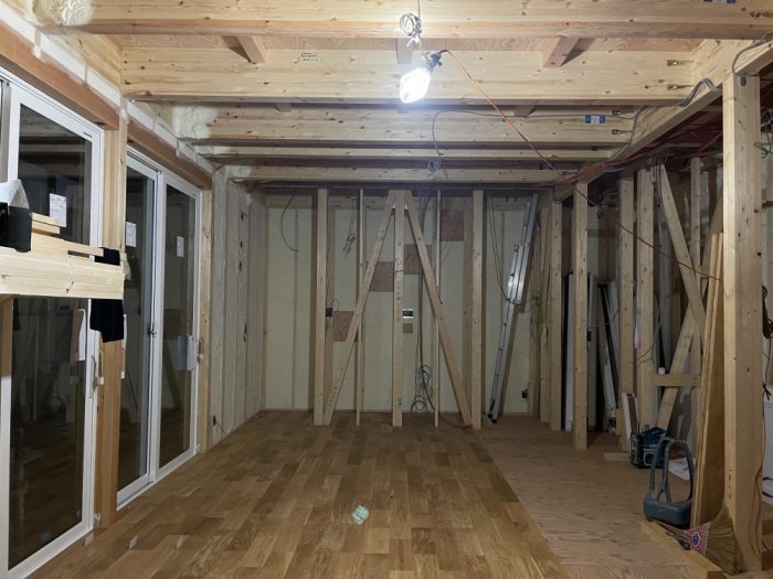 9B80D8FB-5AFF-4999-B18B-8625892D9E18