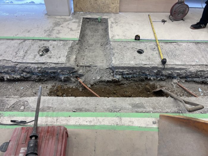 A6EE7C06-1330-4377-8107-60B9389ED734