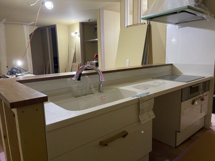 A9329FAA-990B-4D04-ADDE-E537986205F9