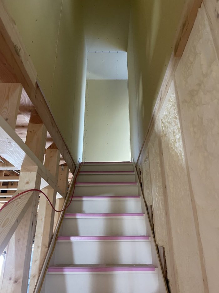 91245B45-5AFB-4372-B9CE-7FAF27976C32