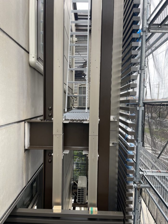 B8CA31FB-DE08-42C0-BF92-017BA10029E8